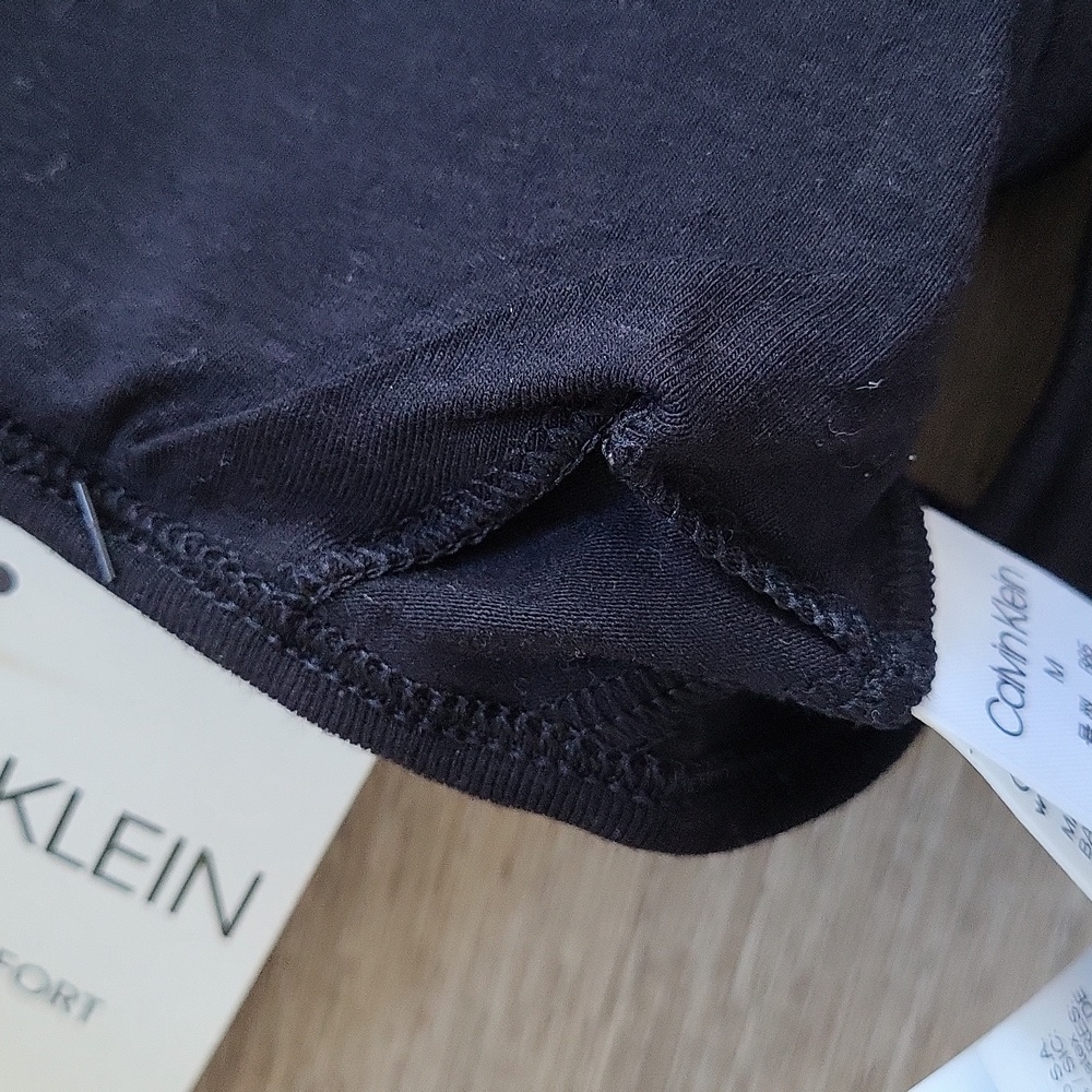 Calvin Klein The Ultimate Comfort Bralette - M - Picture 4 of 6